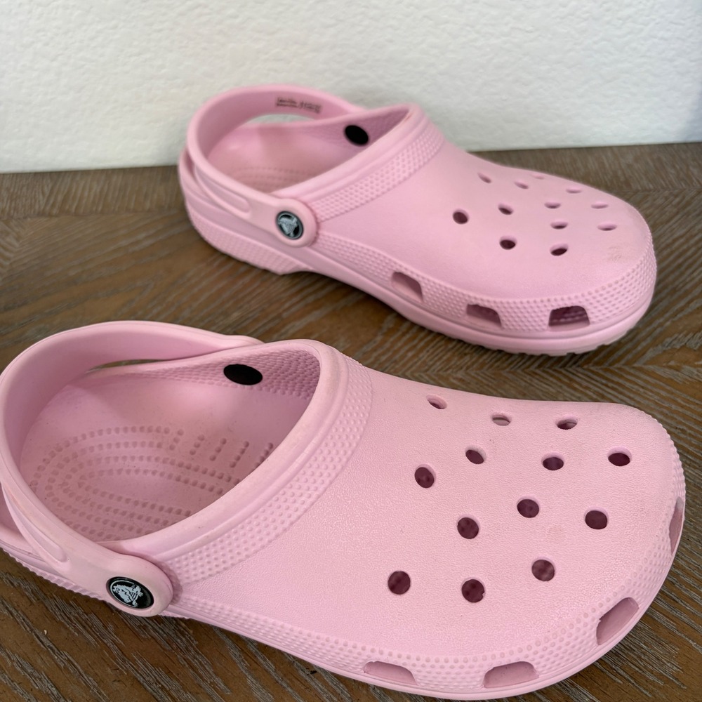 Crocs Classic Clog Pink Slip On Womens 9 Mens 7 Comfort Shoes Summer Casual - Picture 7 of 10